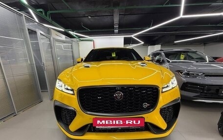 Jaguar F-Pace, 2021 год, 8 999 000 рублей, 40 фотография