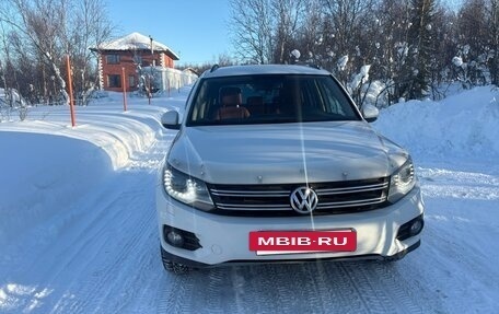 Volkswagen Tiguan I, 2013 год, 1 700 000 рублей, 2 фотография