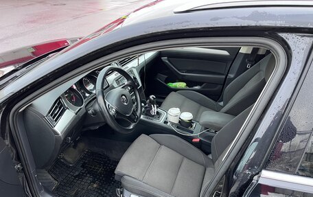 Volkswagen Passat B8 рестайлинг, 2017 год, 1 350 000 рублей, 6 фотография