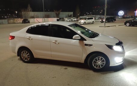 KIA Rio III рестайлинг, 2013 год, 800 000 рублей, 8 фотография