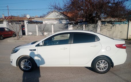 KIA Rio III рестайлинг, 2013 год, 800 000 рублей, 5 фотография