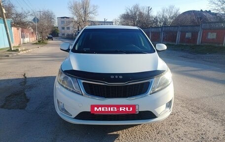 KIA Rio III рестайлинг, 2013 год, 800 000 рублей, 2 фотография