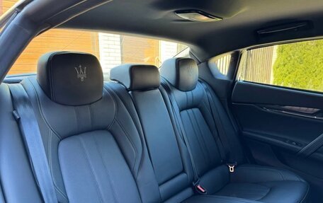 Maserati Quattroporte VI, 2017 год, 6 450 000 рублей, 13 фотография