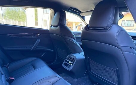 Maserati Quattroporte VI, 2017 год, 6 450 000 рублей, 11 фотография