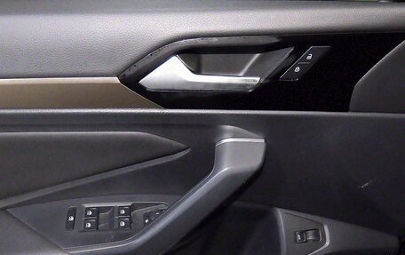 Volkswagen Jetta VII, 2020 год, 1 650 000 рублей, 12 фотография