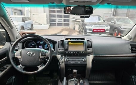 Toyota Land Cruiser 200, 2011 год, 2 849 000 рублей, 8 фотография