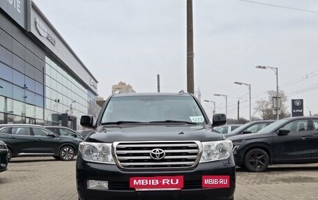 Toyota Land Cruiser 200, 2011 год, 2 849 000 рублей, 2 фотография