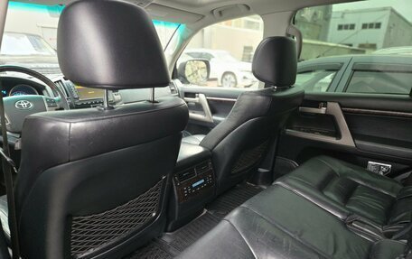 Toyota Land Cruiser 200, 2011 год, 2 849 000 рублей, 10 фотография