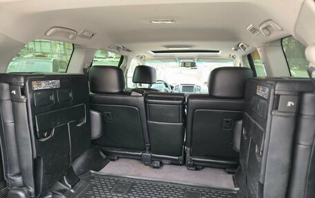 Toyota Land Cruiser 200, 2011 год, 2 849 000 рублей, 17 фотография