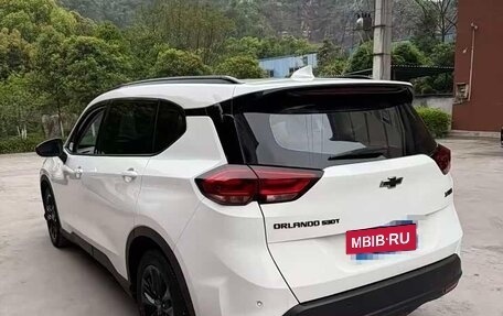 Chevrolet Orlando, 2023 год, 1 780 000 рублей, 4 фотография