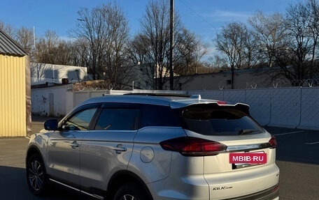 Geely Atlas, 2023 год, 2 700 000 рублей, 11 фотография