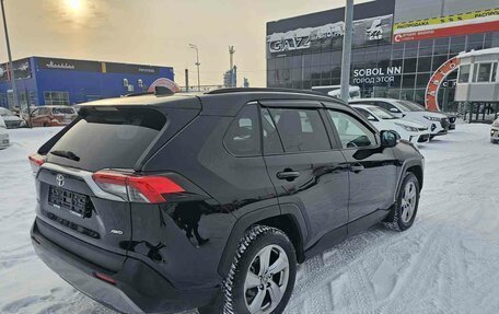 Toyota RAV4, 2021 год, 3 590 000 рублей, 7 фотография