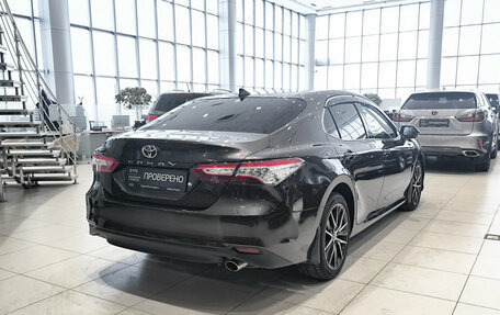 Toyota Camry, 2021 год, 3 250 000 рублей, 6 фотография