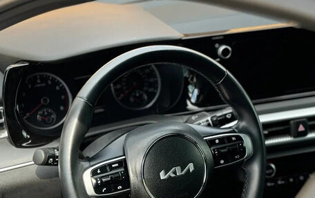 KIA K5, 2022 год, 2 200 000 рублей, 12 фотография