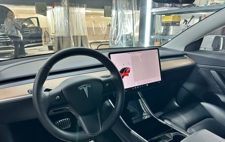 Tesla Model 3 I, 2020 год, 2 300 000 рублей, 17 фотография