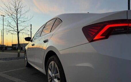 Skoda Octavia IV, 2022 год, 2 320 000 рублей, 13 фотография