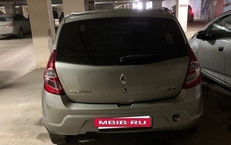 Renault Sandero I, 2014 год, 535 000 рублей, 2 фотография