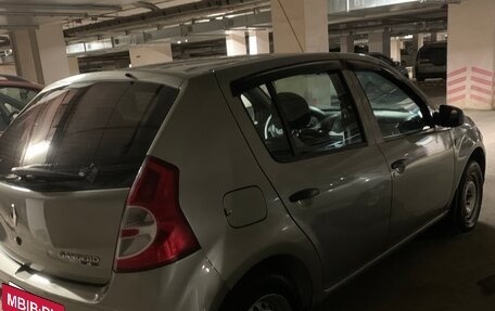 Renault Sandero I, 2014 год, 535 000 рублей, 3 фотография