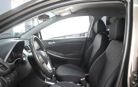 Hyundai Solaris II рестайлинг, 2016 год, 830 000 рублей, 9 фотография