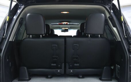 Toyota Land Cruiser 200, 2014 год, 4 250 000 рублей, 10 фотография