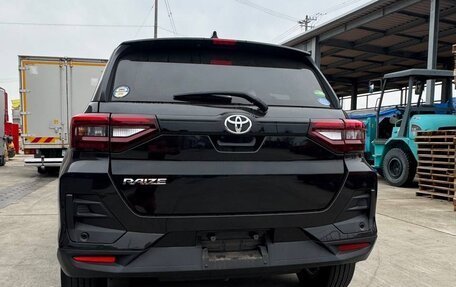 Toyota Raize I, 2020 год, 1 270 000 рублей, 3 фотография