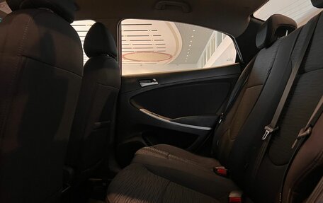 Hyundai Solaris II рестайлинг, 2016 год, 990 000 рублей, 12 фотография