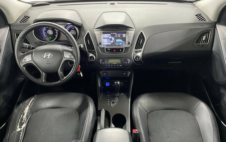 Hyundai ix35 I рестайлинг, 2012 год, 949 000 рублей, 9 фотография