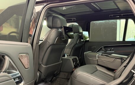 Land Rover Range Rover IV рестайлинг, 2025 год, 27 890 000 рублей, 8 фотография