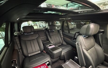 Land Rover Range Rover IV рестайлинг, 2025 год, 27 890 000 рублей, 9 фотография