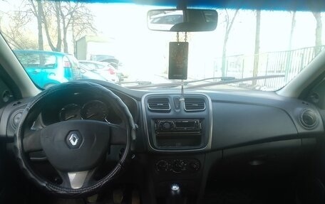 Renault Logan II, 2016 год, 275 000 рублей, 7 фотография