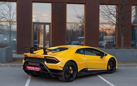 Lamborghini Huracán, 2017 год, 23 000 000 рублей, 14 фотография
