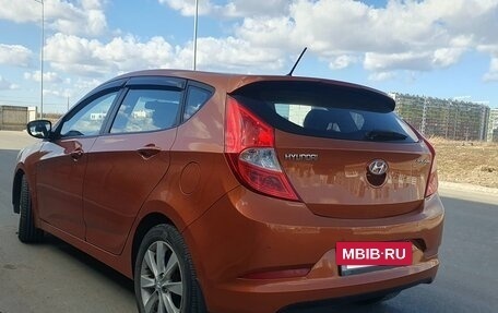 Hyundai Solaris II рестайлинг, 2015 год, 960 000 рублей, 5 фотография