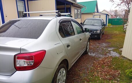 Renault Logan II, 2015 год, 600 000 рублей, 4 фотография