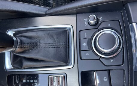 Mazda 6, 2017 год, 1 800 000 рублей, 11 фотография