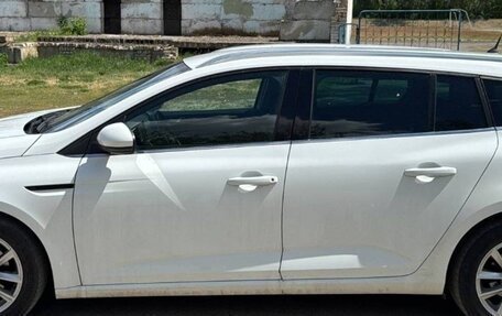 Renault Megane IV, 2018 год, 810 000 рублей, 2 фотография