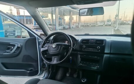 Skoda Fabia II, 2010 год, 325 000 рублей, 8 фотография