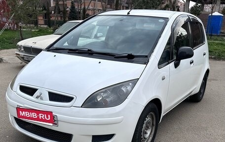 Mitsubishi Colt VI рестайлинг, 2004 год, 325 000 рублей, 2 фотография