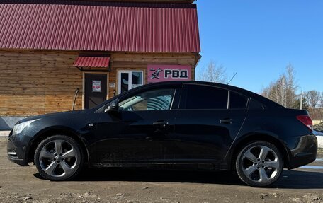 Chevrolet Cruze II, 2011 год, 550 000 рублей, 4 фотография