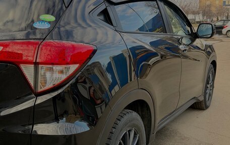 Honda Vezel, 2018 год, 2 100 000 рублей, 11 фотография