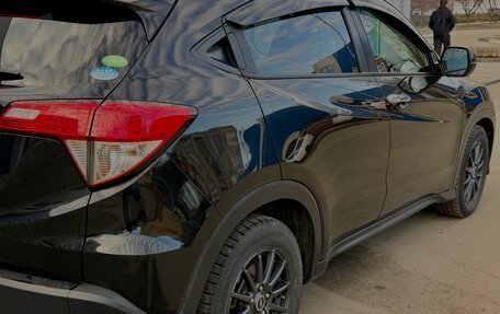 Honda Vezel, 2018 год, 2 100 000 рублей, 10 фотография