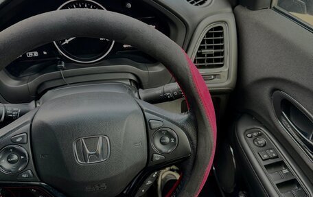 Honda Vezel, 2018 год, 2 100 000 рублей, 19 фотография