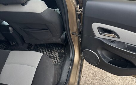 Chevrolet Cruze II, 2013 год, 560 000 рублей, 9 фотография