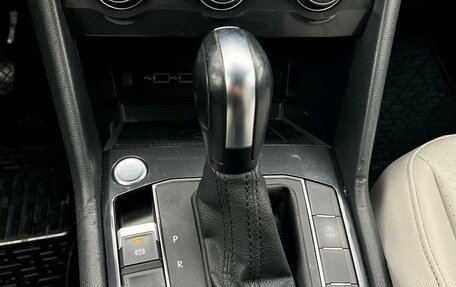 Volkswagen Tiguan II, 2019 год, 2 450 000 рублей, 10 фотография