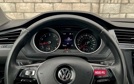 Volkswagen Tiguan II, 2019 год, 2 450 000 рублей, 17 фотография