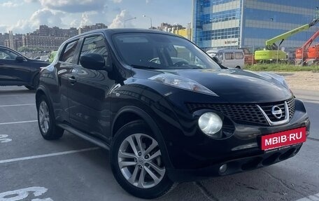 Nissan Juke II, 2011 год, 899 999 рублей, 15 фотография