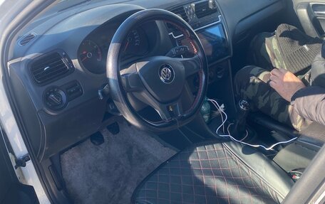 Volkswagen Polo VI (EU Market), 2015 год, 420 000 рублей, 5 фотография