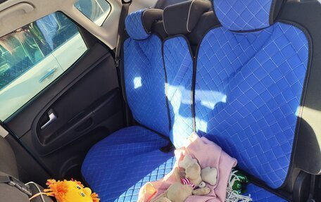 KIA Venga I, 2011 год, 800 000 рублей, 5 фотография