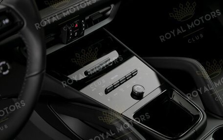 Porsche Cayenne III, 2025 год, 16 890 000 рублей, 11 фотография