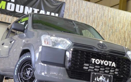 Toyota Probox I, 2022 год, 995 000 рублей, 2 фотография