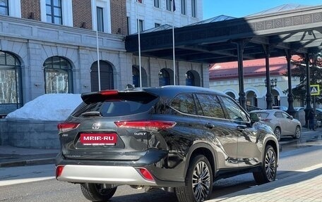 Toyota Highlander, 2025 год, 5 600 000 рублей, 4 фотография